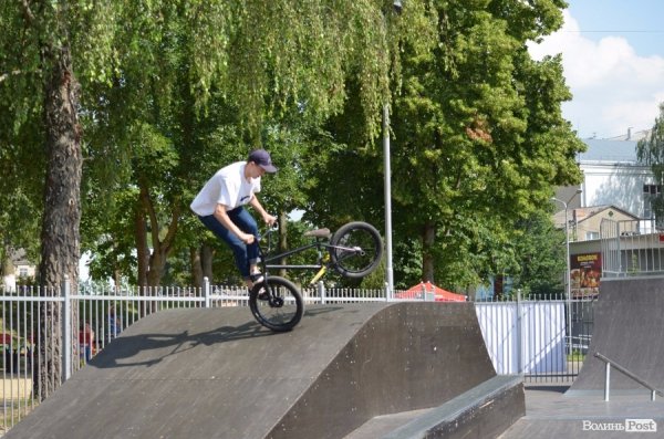 В Луцьку відбувся турнір зі скейтингу. ФОТО