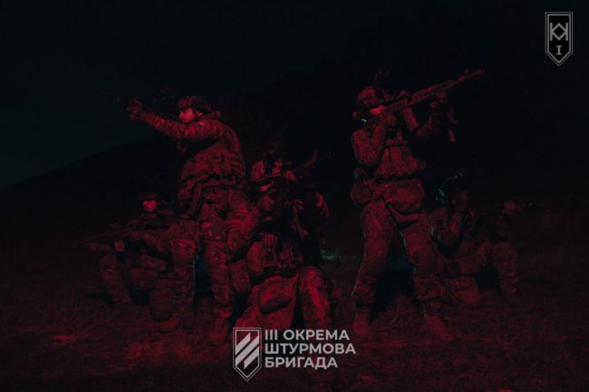 Вони боронять нашу волю: вражаючі фото бійців на Донеччині