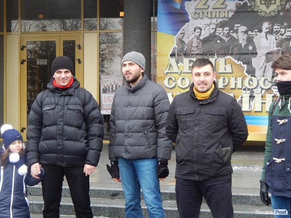 У Луцьку флешмобом відзначили День Соборності та Свободи