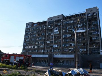 Миколаїв обстріляли «Смерчами»: пошкодили гуртожиток та житлові будинки