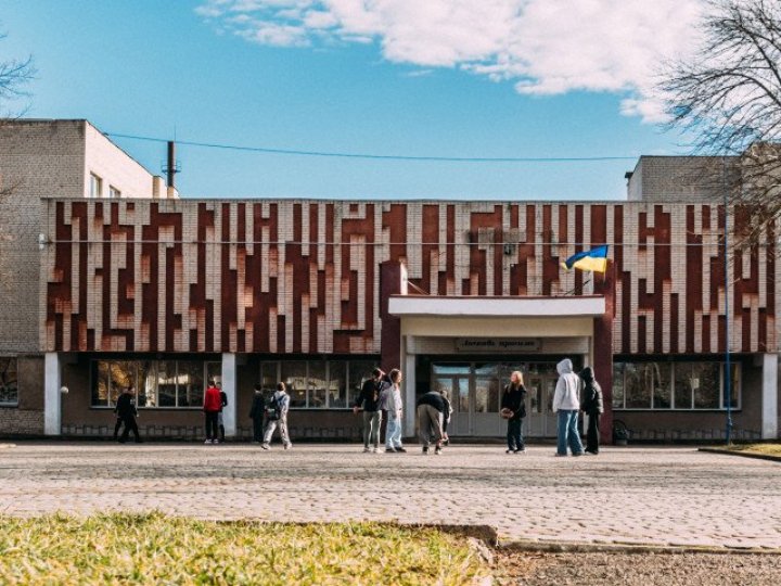 Цьогоріч у Луцькій громаді є 96 перших класів: це на 10% менше учнів, ніж торік