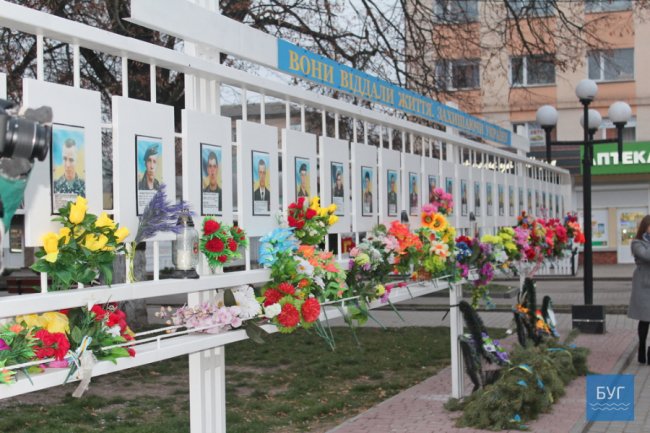 У Володимирі молитвою вшанували Героїв Небесної Сотні. ФОТО