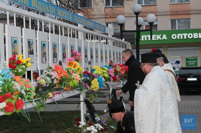 У Володимирі молитвою вшанували Героїв Небесної Сотні. ФОТО