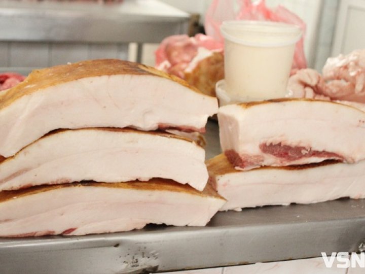 У Луцьку на ринку зросли ціни на сало