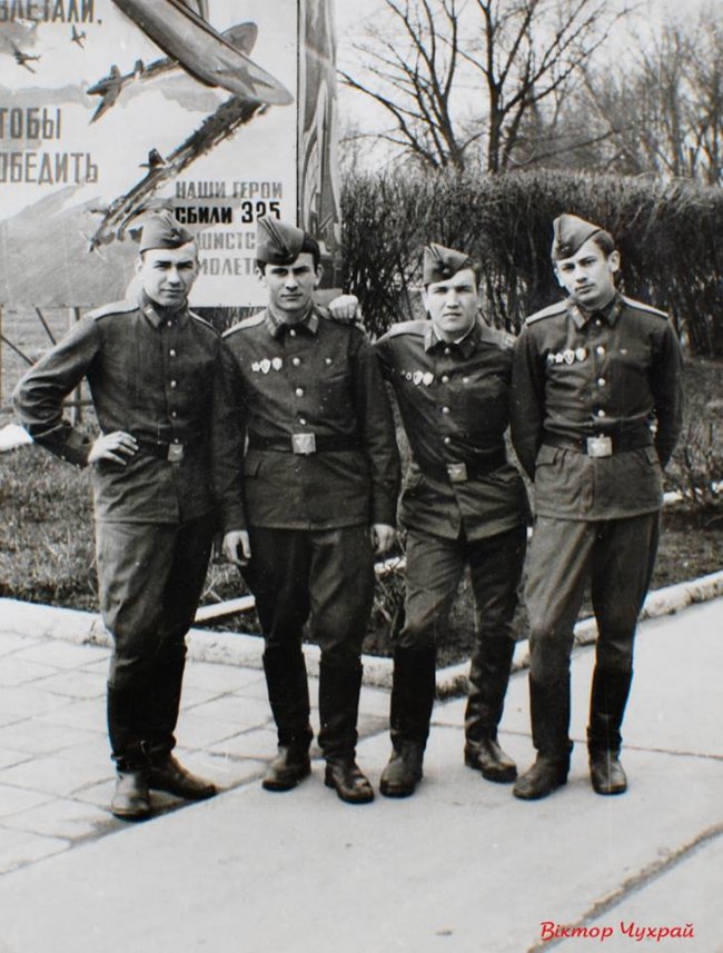 «Це не тільки щем за юністю»: Луцький фотограф поділився армійськими світлинами