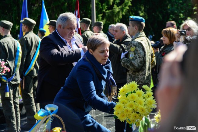 У Луцьку відзначають День пам'яті та примирення. ФОТО