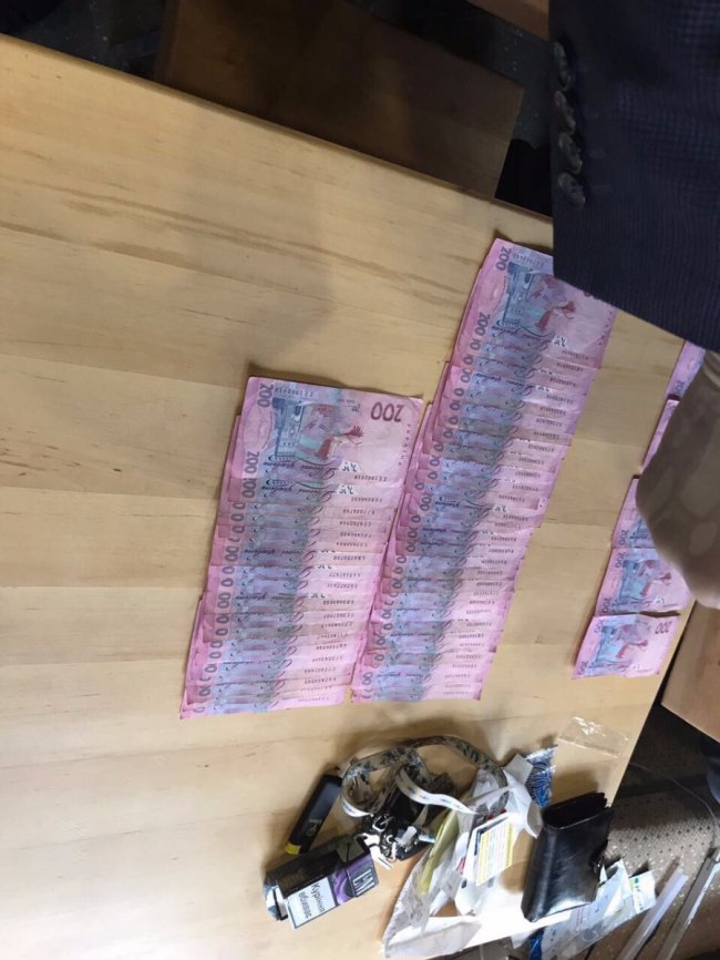 На Волині сільського голову зловили на хабарі 