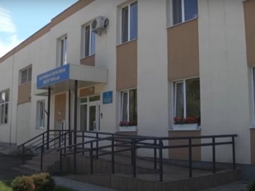 Повідомили про стан підлітків з Волині, які на мотоциклі врізалися у паркан. ВІДЕО