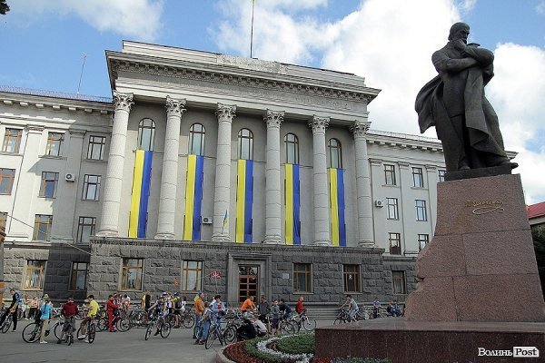 Масовий велопробіг до Дня Незалежності в Луцьку. ФОТО