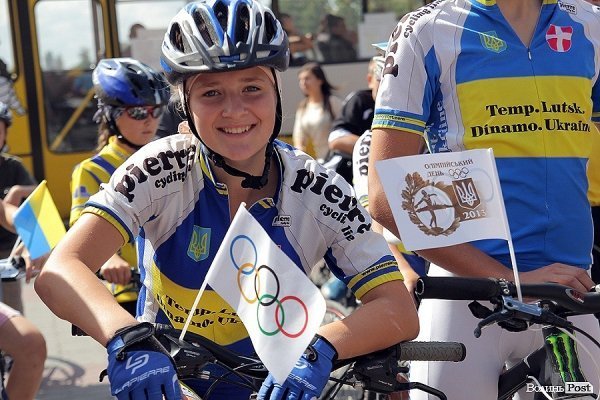 Масовий велопробіг до Дня Незалежності в Луцьку. ФОТО