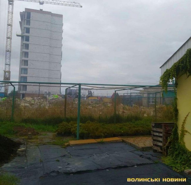 У Луцьку сталась пожежа на території новобудови