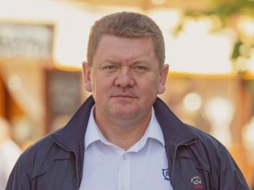 Начальника відділу Волиньради, який виїхав за кордон, звільнили 