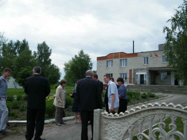 Депутатам влаштували турне клубами Волині. ФОТО