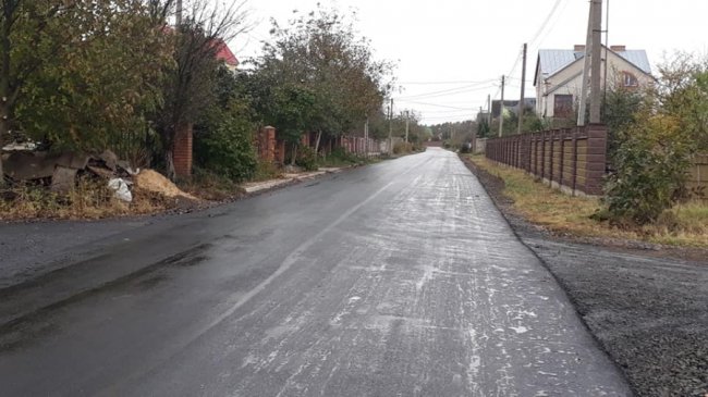 У селі під Луцьком ремонтують аварійну вулицю. ФОТО