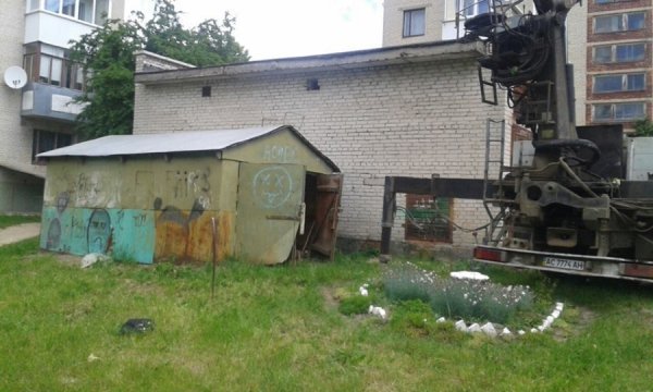 У Луцьку демонтують гаражі на двох вулицях міста. ФОТО