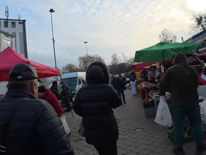 На луцькому ринку – шалені ціни на продукти