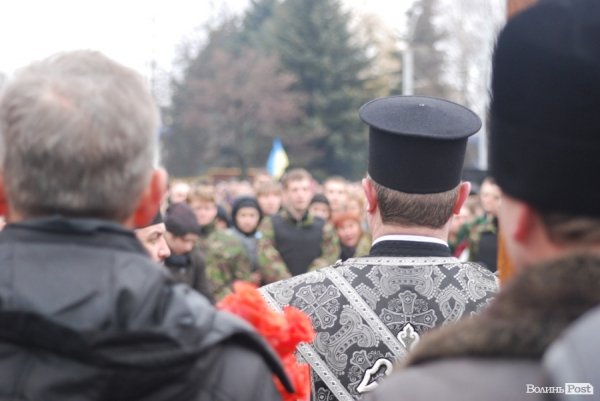 У Луцьку поховали Героя Майдану. ФОТО