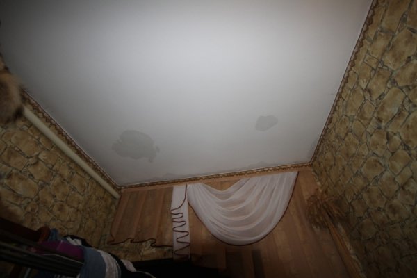 Лучани вимагатимуть від комунальників компенсації через «потоп». ФОТО