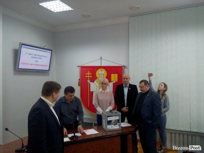 Рахують голоси