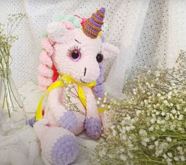 Майстриня з Луцька виготовляє в’язані іграшки. ФОТО.ВІДЕО.