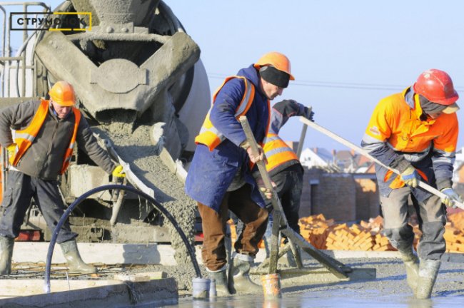 «Інвестор» перетворює пустир під Луцьком на унікальний житловий комплекс. ФОТО*