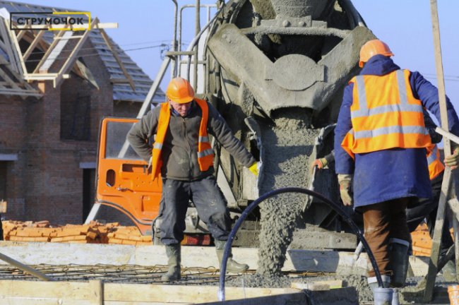 «Інвестор» перетворює пустир під Луцьком на унікальний житловий комплекс. ФОТО*