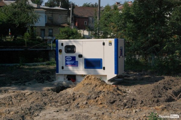 Дизель-генератор обгородять