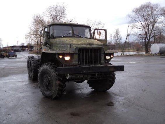 Волиняни відремонтували автомобіль для АТО. ФОТО