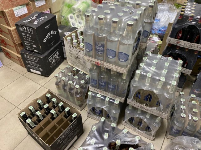 В Устилузі вилучили контрафактний алкоголь відомих брендів