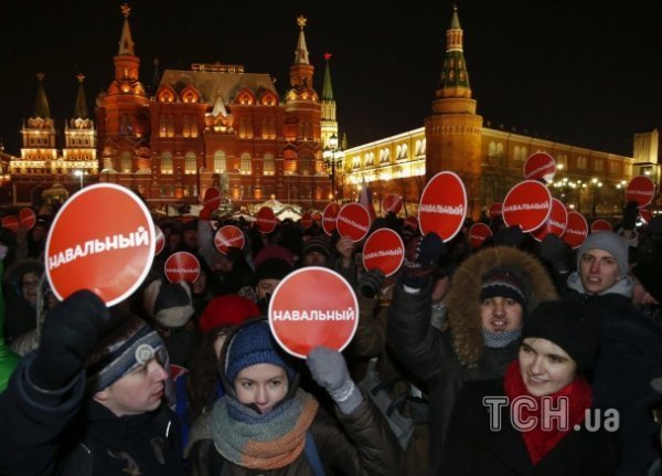 Московські мітингувальники лишились на ніч у «ялинковій кулі». ФОТО. ОНОВЛЕНО