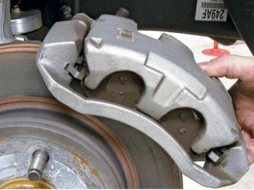 Як розпізнати несправність гальмівного супорта*