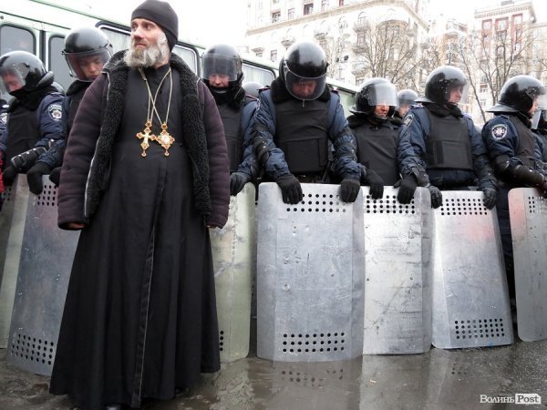 По різні боки щитів. НОТАТКИ ОЧЕВИДЦЯ. ФОТО