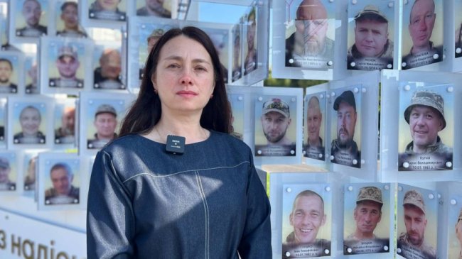 «Місто має знати людей, доля яких наразі не відома»: лучанка - про фотостенд зниклих і полонених