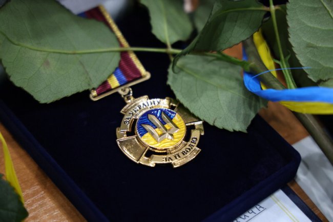 У Луцьку військовим вручили державні нагороди. ФОТО