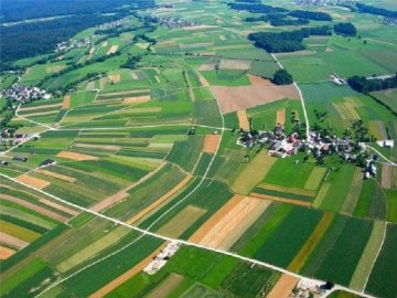 Волинські громади отримали додатково 24 гектари землі