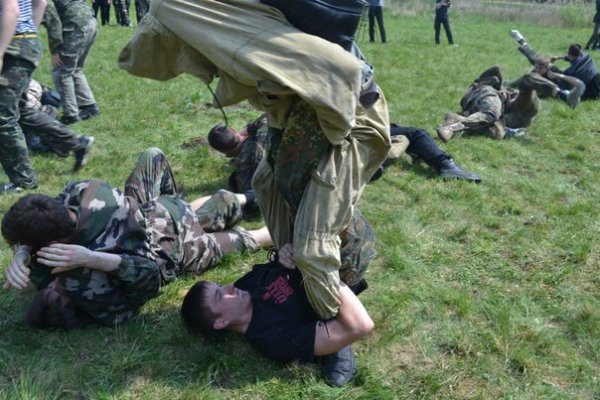 На Волині 350 молодих людей «воювали» в лісах. ФОТО. ВІДЕО