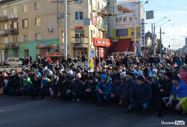 Третій день Нового Майдану у Луцьку. ФОТО