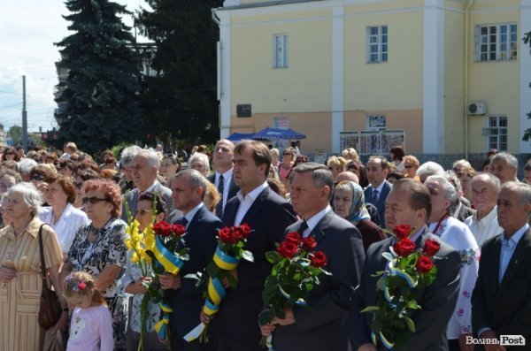 Як Луцьк вшановував Лесю Українку. ФОТО