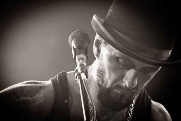 Положинський написав пісню для солдатів. ФОТО. АУДІО