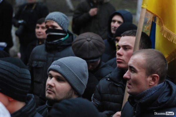 У Луцьку на День закоханих пікетували міліцію і прокуратуру. ФОТО