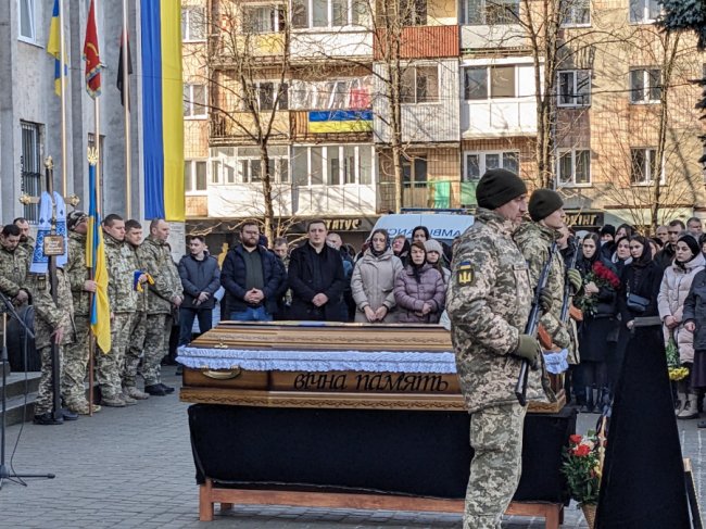 На Волині попрощалися з Героєм Вадимом Ковальчуком, який вважався зниклим безвісти