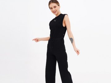 Готуємося до літа: тренди й антитренди комбінезонів*