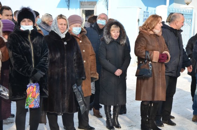 Владика Михаїл освятив воду на «Луцькводоканалі». ФОТО