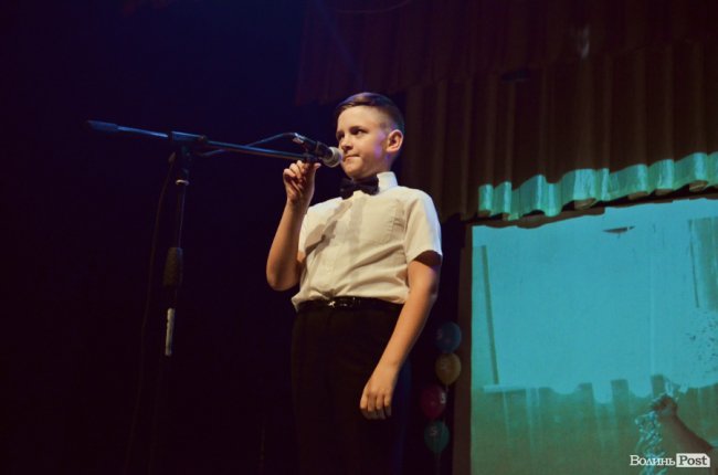 У Луцьку відбувся V міський фестиваль-конкурс двійнят та близнят. ФОТО