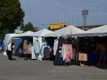 Місце для вигідного шопінгу: у Луцьку відкрився Харківський ярмарок*