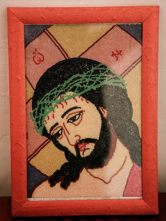 Волинський боєць продає ікону задля допомоги дітям загиблої волонтерки Яни Червоної 