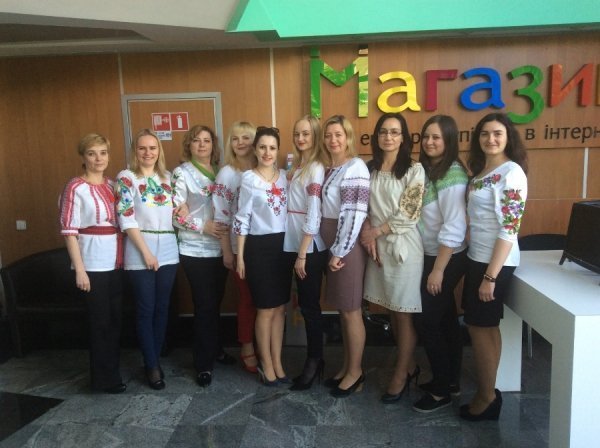 День вишиванки в ПриватБанку на Волині. ФОТО*