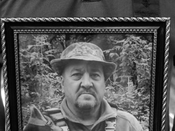 Луцьк попрощався із загиблим Героєм Богданом Федосенком