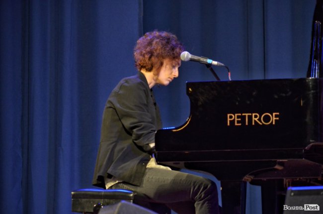 «Велике свято музики»: яким був дводенний Jazz Bez-2019 у Луцьку та чому зал був наполовину порожнім. ФОТО