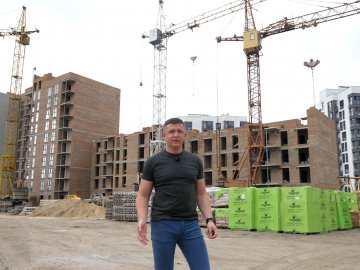 Як будують котеджне містечко «Струмочок». ВІДЕОБЛОГ АНДРІЯ РАЗУМОВСЬКОГО*